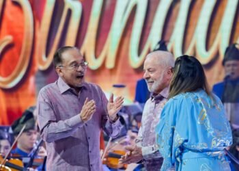 Lula Completa 80 Anos e Faz História como o Primeiro Octogenário Presidente