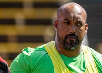 TÍTULO: Reviravolta no Esporte: Do Handebol à Glória Paralímpica Após Diagnóstico