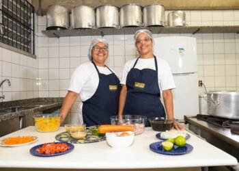 Alimentação Escolar: SP Multiplica Investimento na Agricultura Familiar, Beneficiando Milhares de Alunos