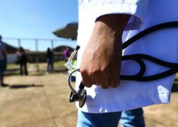 Inep Busca Médicos para Criar e Revisar Questões do Revalida e Enamed