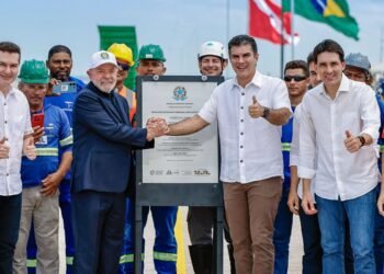 Lula Inaugura Ampliação do Aeroporto de Belém e Modernização do Porto de Outeiro