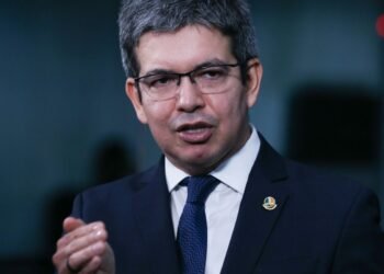 Classificar Facções como Terroristas é Ineficaz e Perigoso, Alerta Senador