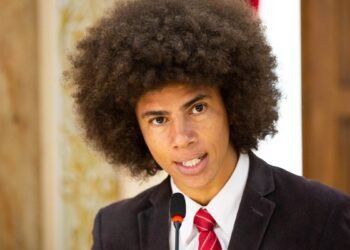 Deputado do PR se Envolve em Briga de Rua e Denuncia Racismo